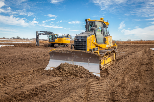 Brooks-Tractor-Deere-Trimble-grade-control